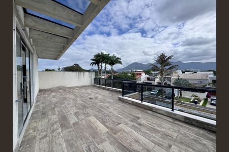 Casa à venda com 402m², 4 quartos e 4 vagasTerraço