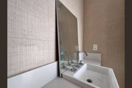 Casa à venda com 402m², 4 quartos e 4 vagasSuíte 2 - Banheiro