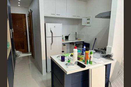 Apartamento à venda com 30m², 1 quarto e sem vaga
