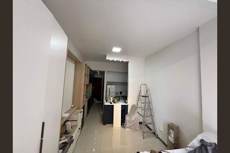 Apartamento à venda com 30m², 1 quarto e sem vaga