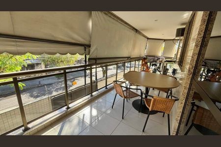 Apartamento à venda com 121m², 3 quartos e 2 vagas