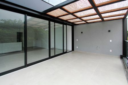 Apartamento à venda com 270m², 4 quartos e 3 vagasVaranda