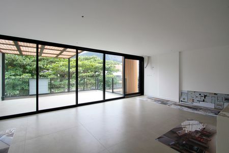 Apartamento à venda com 270m², 4 quartos e 3 vagasSala