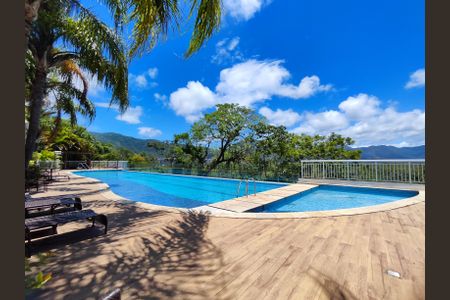 Casa de condomínio à venda com 206m², 4 quartos e 3 vagasÁrea Comum