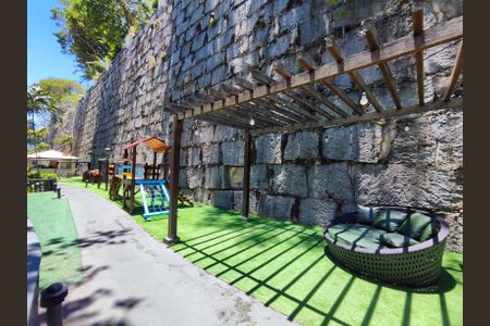 Casa de condomínio à venda com 206m², 4 quartos e 3 vagasÁrea Comum