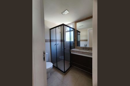 Casa de condomínio à venda com 206m², 4 quartos e 3 vagasBanheiro da Suíte 4