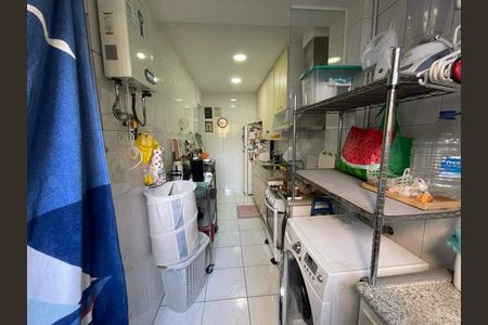Apartamento à venda com 77m², 2 quartos e 1 vaga