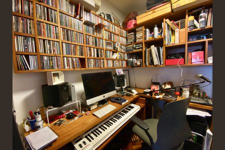 Apartamento à venda com 146m², 3 quartos e 1 vagaEscritório 2