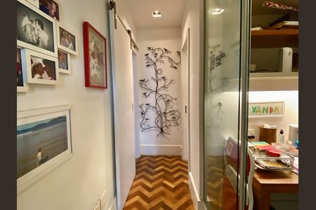 Apartamento à venda com 146m², 3 quartos e 1 vagaCorredor