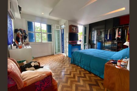 Apartamento à venda com 146m², 3 quartos e 1 vagaSuíte