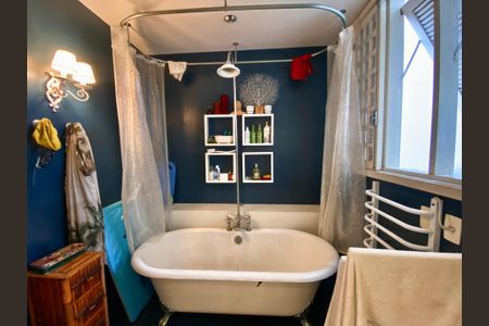 Apartamento à venda com 146m², 3 quartos e 1 vagaBanheiro da Suíte