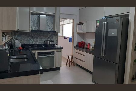 Apartamento à venda com 157m², 3 quartos e 2 vagas
