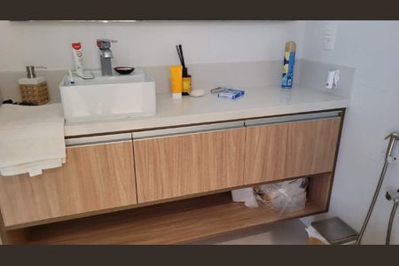 Apartamento à venda com 160m², 4 quartos e 4 vagas