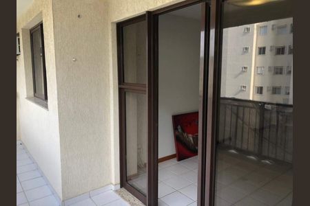 Apartamento à venda com 70m², 2 quartos e 2 vagas