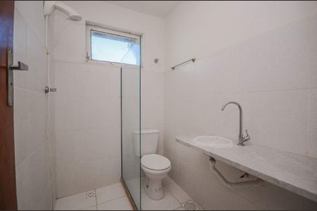 Casa à venda com 216m², 4 quartos e 2 vagas