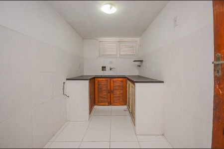 Casa à venda com 216m², 4 quartos e 2 vagas