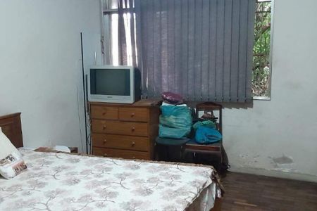 Casa à venda com 298m², 3 quartos e 1 vaga