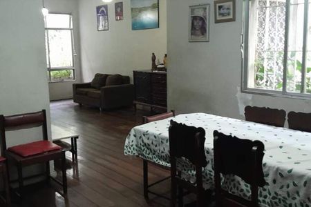 Casa à venda com 298m², 3 quartos e 1 vaga