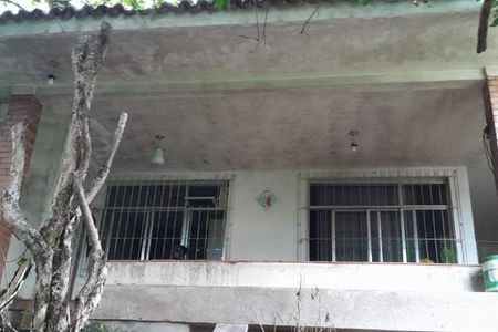 Casa à venda com 298m², 3 quartos e 1 vaga