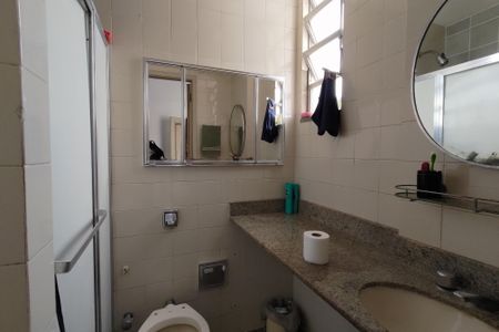 Apartamento à venda com 200m², 4 quartos e 1 vagaBanheiro da Suíte 1