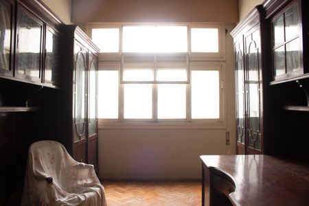 Apartamento à venda com 200m², 4 quartos e 1 vagaEscritório