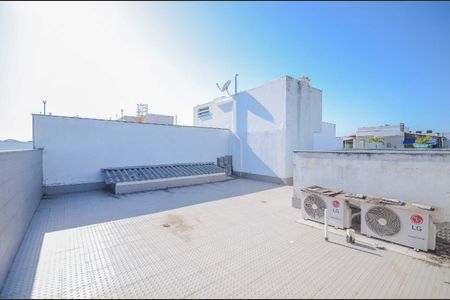 Apartamento à venda com 198m², 3 quartos e 3 vagas