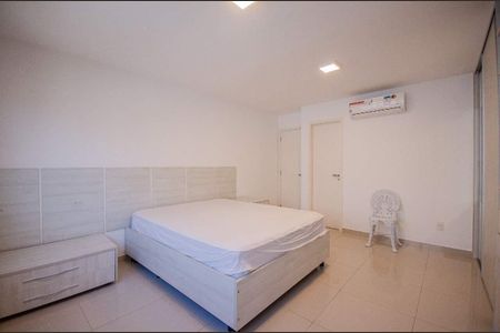 Apartamento à venda com 198m², 3 quartos e 3 vagas