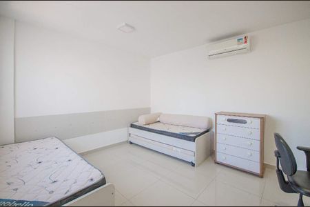 Apartamento à venda com 198m², 3 quartos e 3 vagas