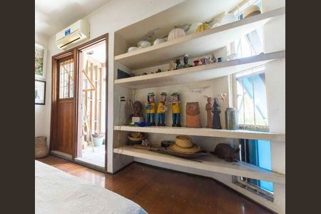 Apartamento à venda com 145m², 4 quartos e 1 vaga