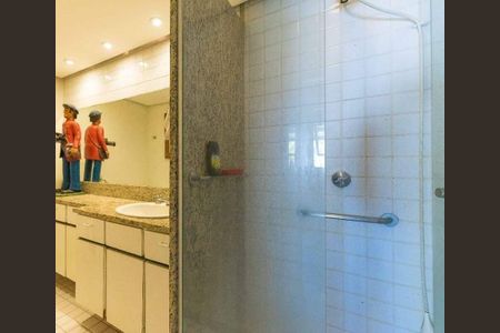 Apartamento à venda com 145m², 4 quartos e 1 vaga