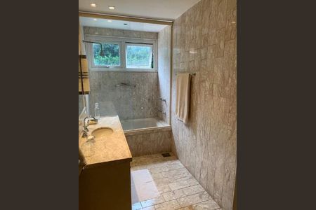 Casa à venda com 452m², 4 quartos e 4 vagas