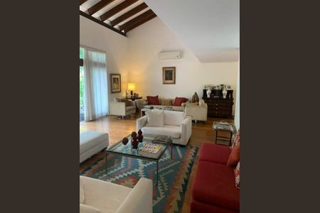 Casa à venda com 452m², 4 quartos e 4 vagas