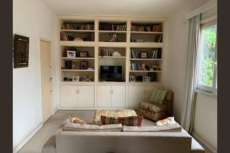 Casa à venda com 452m², 4 quartos e 4 vagas