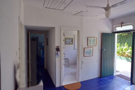 Casa à venda com 778m², 5 quartos e 6 vagas Casa à venda com 778m², 5 quartos e 6 vagasQuarto de Serviço