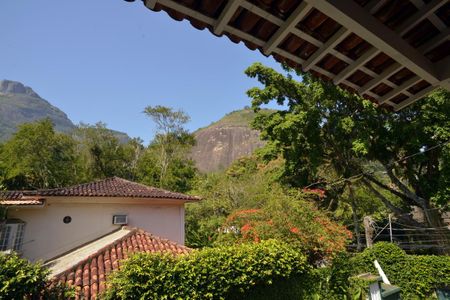 Casa à venda com 778m², 5 quartos e 6 vagas Casa à venda com 778m², 5 quartos e 6 vagasVaranda do Quarto 5