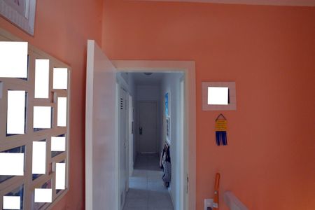 Casa à venda com 778m², 5 quartos e 6 vagas Casa à venda com 778m², 5 quartos e 6 vagasCorredor