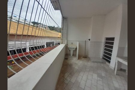 Apartamento à venda com 121m², 3 quartos e sem vaga
