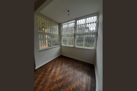 Apartamento à venda com 121m², 3 quartos e sem vaga