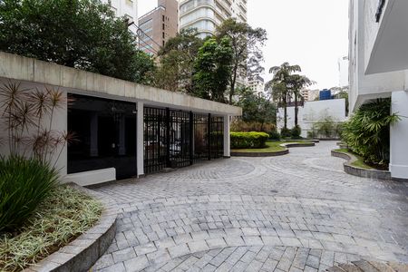 Apartamento à venda com 200m², 4 quartos e 2 vagas Apartamento à venda com 200m², 4 quartos e 2 vagasÁrea comum