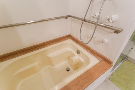 Apartamento à venda com 200m², 4 quartos e 2 vagas Apartamento à venda com 200m², 4 quartos e 2 vagasBanheiro da Suíte