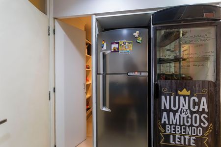 Apartamento à venda com 200m², 4 quartos e 2 vagas Apartamento à venda com 200m², 4 quartos e 2 vagasCozinha