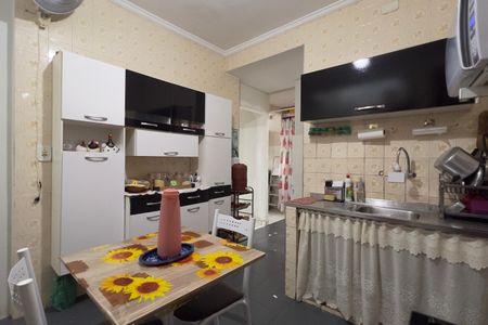 Casa à venda com 170m², 3 quartos e 2 vagasCozinha