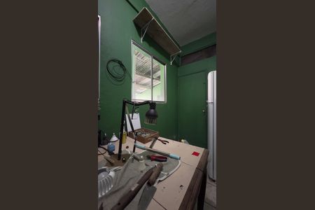 Casa à venda com 170m², 3 quartos e 2 vagasQuarto de Serviço