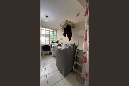 Casa à venda com 170m², 3 quartos e 2 vagasÁrea de Serviço