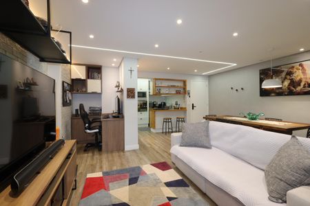 Apartamento à venda com 77m², 2 quartos e 1 vagaSala