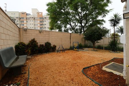 Apartamento à venda com 77m², 2 quartos e 1 vagaÁrea Comum