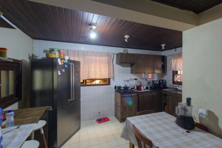 Casa à venda com 243m², 4 quartos e 3 vagasCozinha