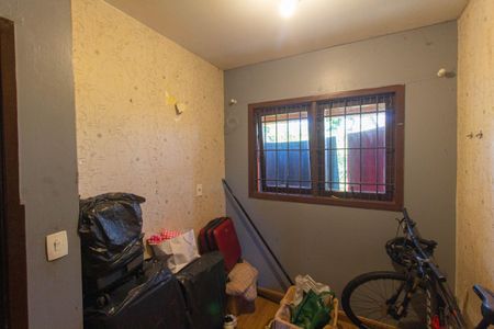 Casa à venda com 243m², 4 quartos e 3 vagasQuarto de Serviço