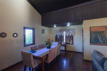 Casa à venda com 243m², 4 quartos e 3 vagasSala de Jantar