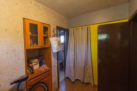 Casa à venda com 243m², 4 quartos e 3 vagasQuarto de Serviço